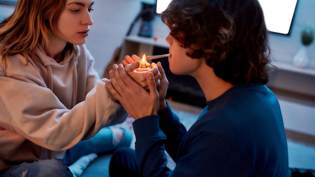 Teens smoking